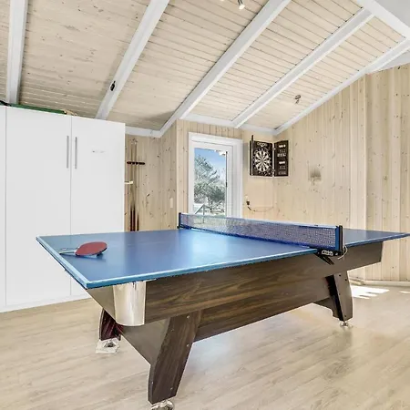 4 Bedroom Beautiful In