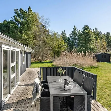 4 Bedroom Beautiful In 別荘 Jerup