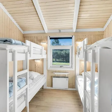 4 Bedroom Beautiful In Jerup